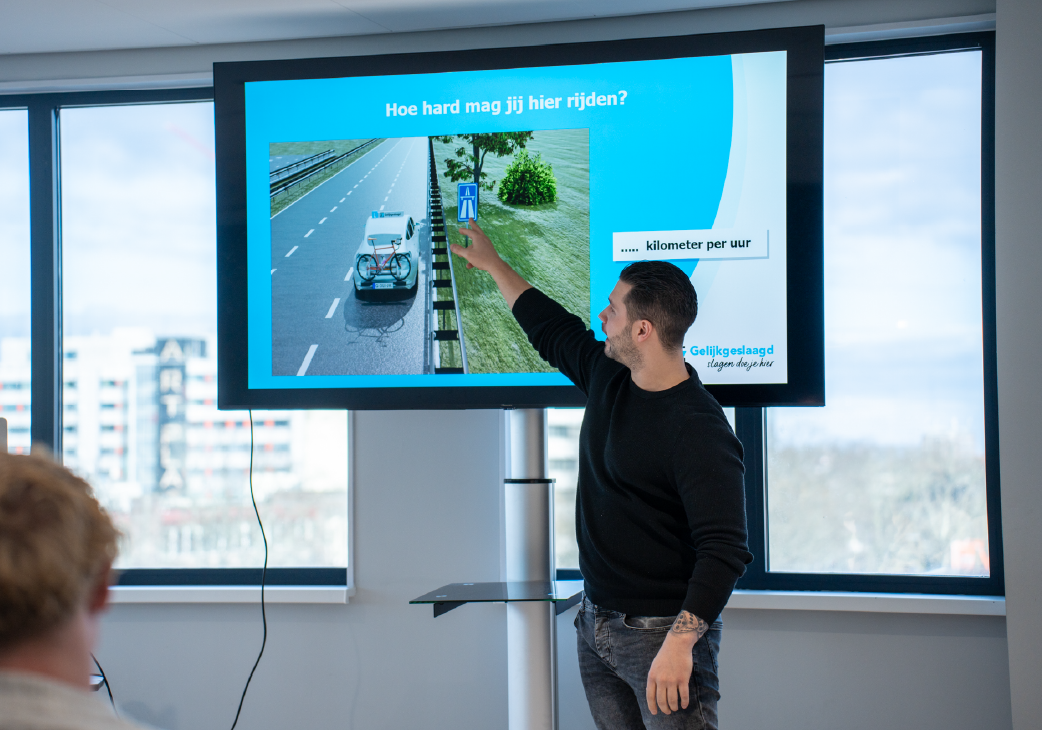 Auto Theorie Theoriecursus Rotterdam Barendrecht Klassikaal