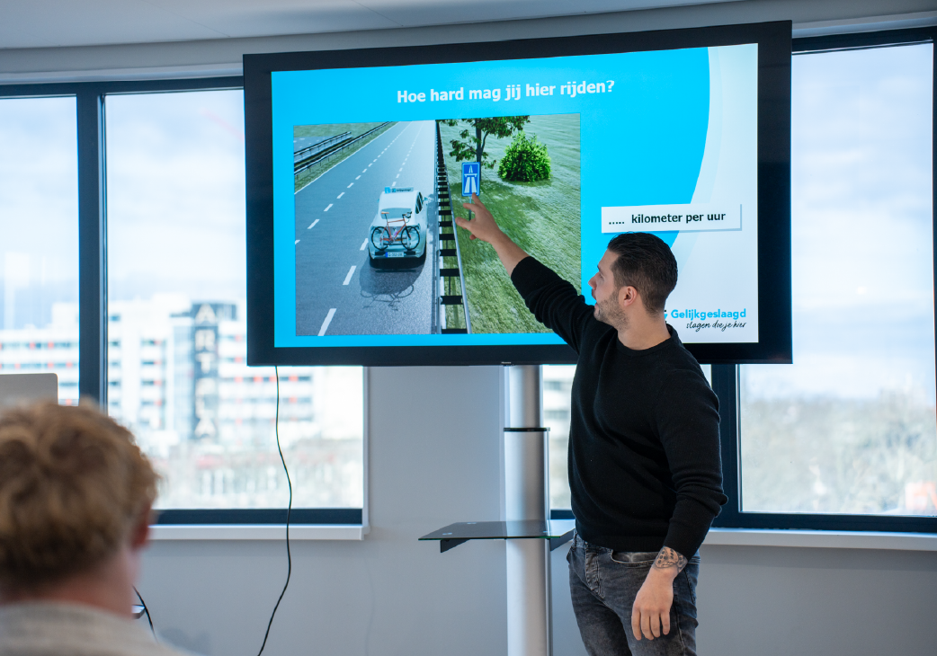 Motor Theorie Theoriecursus Den Haag Rijswijk Klassikaal 1 dag