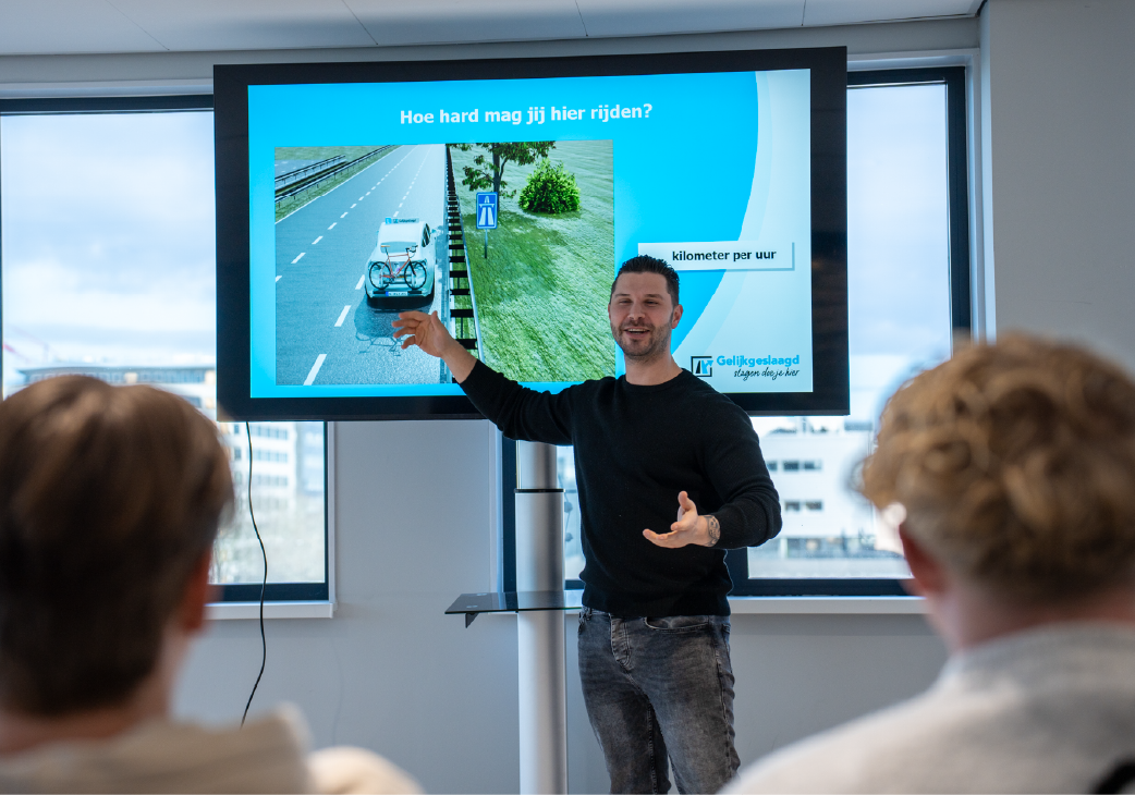 Alkmaar Klassikaal Auto Theoriecursus 1 dag